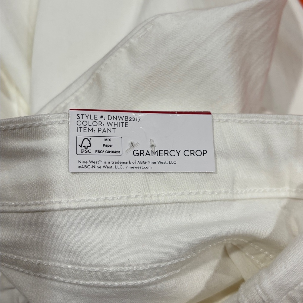 Nine West NWT
White Gramercy Crop Jeans - Picture 6 of 8